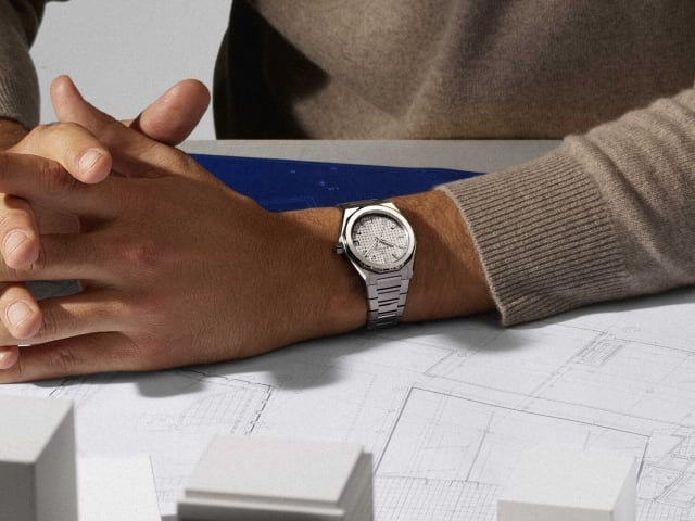 Dual Silhouettes Of Modernity: The Defy Skyline 36 In Refined Silver, In Two Distinct Expressions Of Urban Elegance Dual Silhouettes Of Modernity: The Defy Skyline 36 In Refined Silver, In Two Distinct Expressions Of Urban Elegance